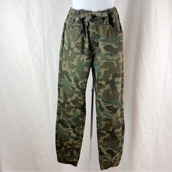 Levi's Youth Boy's Elastic Stretch Twill Jogger with Pockets (Green Camo) 12 - Picture 4 of 5